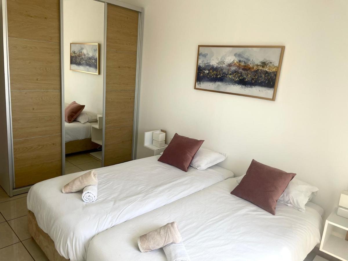Apartment In Heart Of Baitulmaqdis Luaran gambar